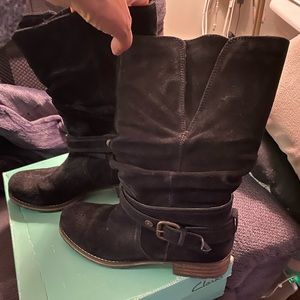 Clarks suede boots